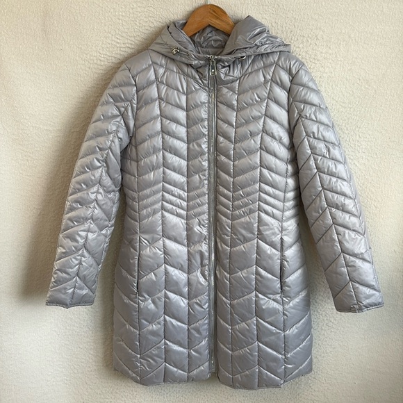 Kenneth Cole Puffer Parka‎ Coat Women’s Medium Silver grey - Picture 1 of 8